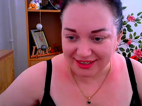 Snapshot of AmanaGi chatting on 12/22/25, 04:37 AmanaGi online show from 12/22/25, 04:37