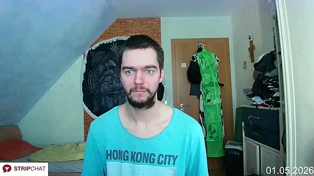 Snapshot of Chris23547 chatting on 05/01/26, 10:31 Chris23547 online show from 05/01/26, 10:31
