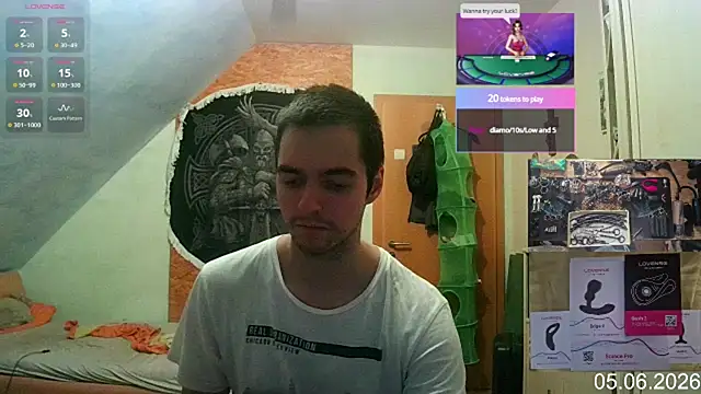 Snapshot of Chris23547 chatting on 06/05/26, 12:55 Chris23547 online show from 06/05/26, 12:55