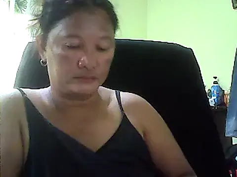 Snapshot of hott_scarlett chatting on 01/26/25, 06:28 hott scarlett online show from 01/26/25, 06:28
