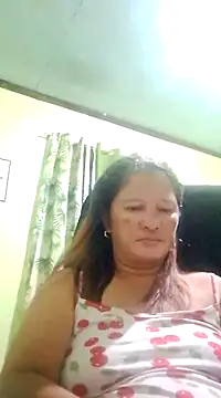 Snapshot of hott_scarlett chatting on 03/01/25, 04:11 hott scarlett online show from 03/01/25, 04:11