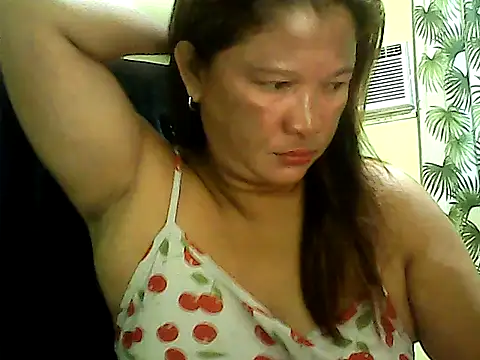 Snapshot of hott_scarlett chatting on 09/29/25, 09:30 hott scarlett online show from 09/29/25, 09:30