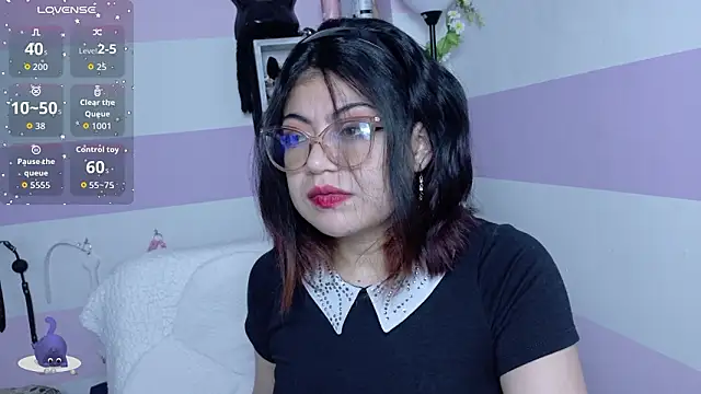 Catwhite  online show from 02/23/26, 07:00