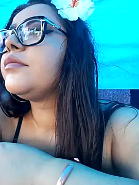 AriaRussell online show from 10/31/25, 02:07