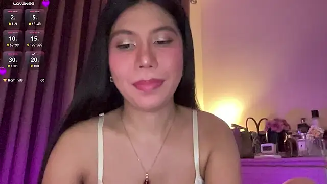 Snapshot of Anna_Leah chatting on 01/13/26, 02:55 Anna Leah online show from 01/13/26, 02:55