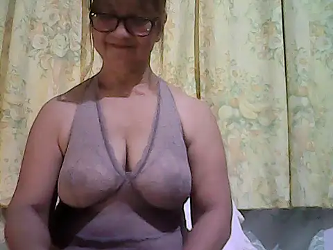 ScorpionLove12 online show from 12/17/25, 11:00