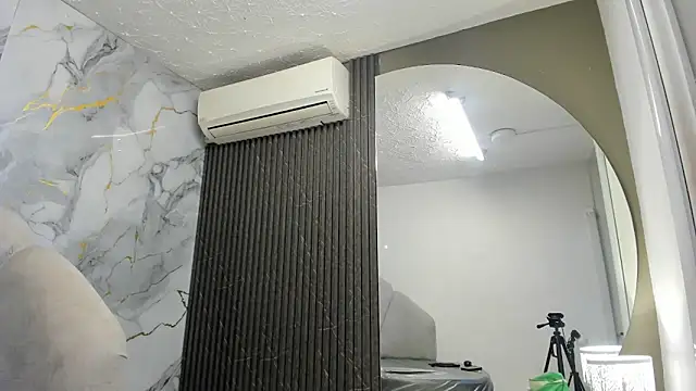 Katemoss70 online show from 02/28/25, 12:09