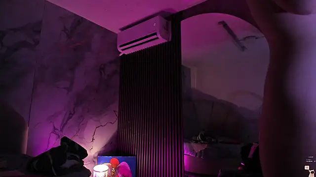 Katemoss70 online show from 02/11/26, 12:43