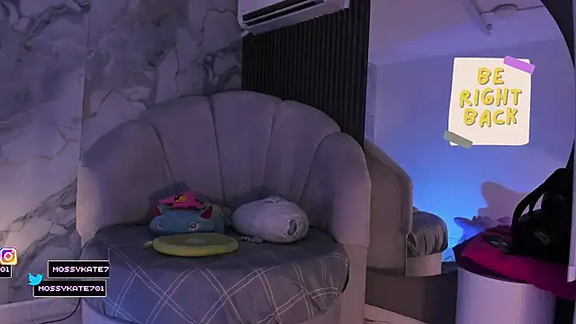 Katemoss70 online show from 04/08/26, 12:27