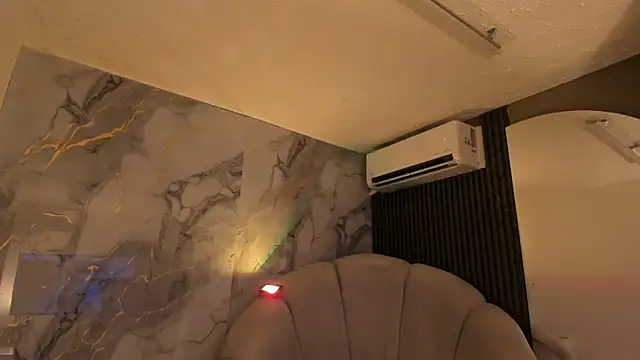 Katemoss70 online show from 04/11/26, 12:20