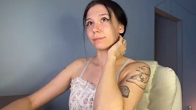 pinkdolly18 online show from 06/16/26, 03:14