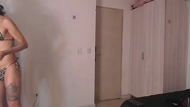 Corina Ts online show from 03/08/25, 05:01