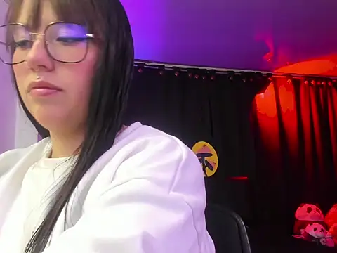 lia minami online show from 04/19/26, 03:39