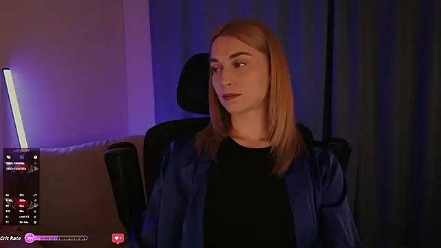 Snapshot of AskAlexa chatting on 09/19/25, 06:30 AskAlexa online show from 09/19/25, 06:30