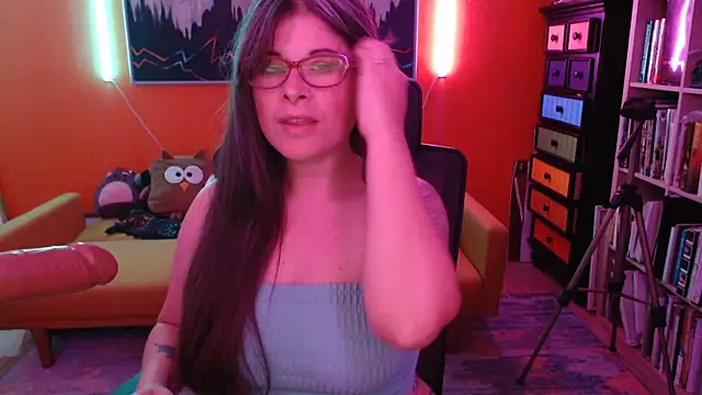 TheLenaAdams online show from 12/04/25, 12:53