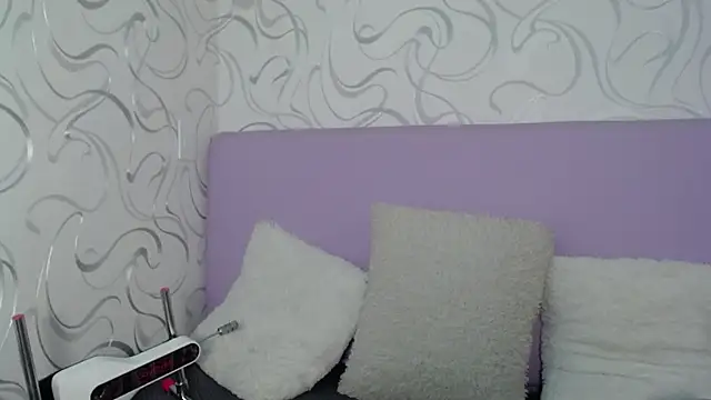 EmilyQueen3x online show from 11/12/25, 01:55