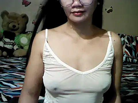 Snapshot of Mia_Rein chatting on 10/05/25, 01:42 Mia Rein online show from 10/05/25, 01:42