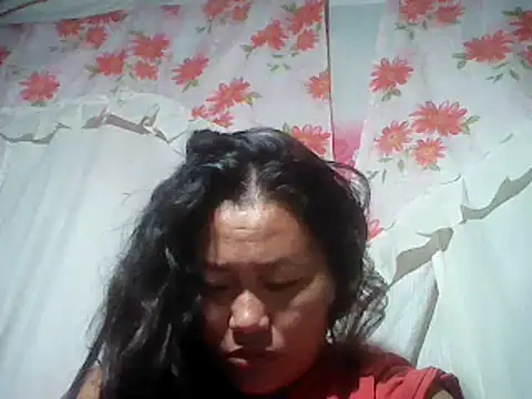 Snapshot of Sexyhorney4u chatting on 12/10/24, 07:00 Sexyhorney4u online show from 12/10/24, 07:00