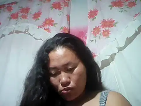 Snapshot of Sexyhorney4u chatting on 12/20/24, 10:32 Sexyhorney4u online show from 12/20/24, 10:32