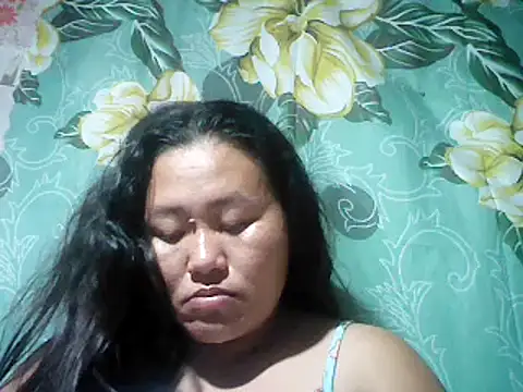 Snapshot of Sexyhorney4u chatting on 01/03/25, 01:48 Sexyhorney4u online show from 01/03/25, 01:48