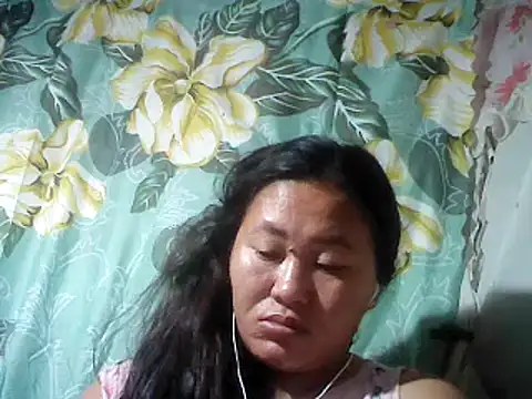 Snapshot of Sexyhorney4u chatting on 03/06/25, 07:43 Sexyhorney4u online show from 03/06/25, 07:43