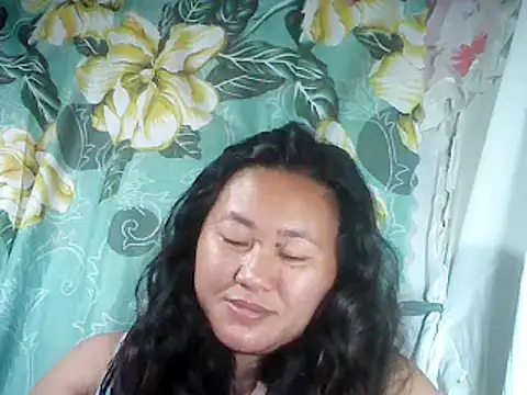 Snapshot of Sexyhorney4u chatting on 03/21/25, 05:02 Sexyhorney4u online show from 03/21/25, 05:02