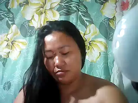 Snapshot of Sexyhorney4u chatting on 09/14/25, 08:30 Sexyhorney4u online show from 09/14/25, 08:30