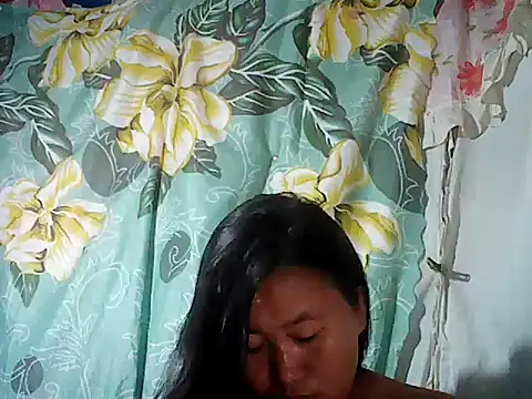 Snapshot of Sexyhorney4u chatting on 09/19/25, 12:28 Sexyhorney4u online show from 09/19/25, 12:28