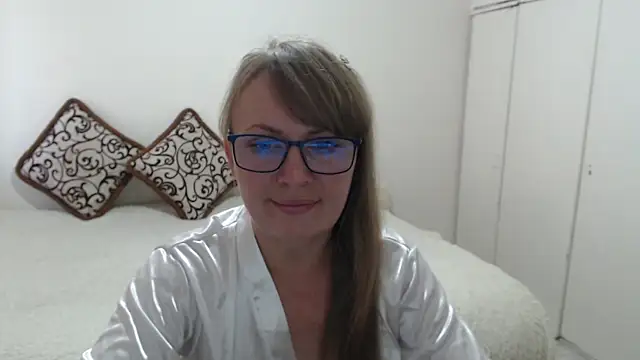 Snapshot of MargotLot chatting on 06/12/26, 02:16 MargotLot online show from 06/12/26, 02:16