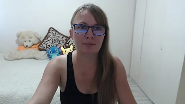 Snapshot of MargotLot chatting on 07/27/26, 02:02 MargotLot online show from 07/27/26, 02:02