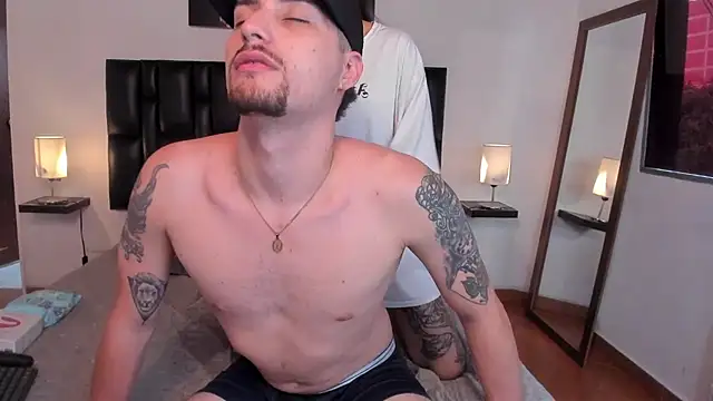 Snapshot of Pleasure_Vibes23 chatting on 01/24/25, 08:54 Pleasure Vibes23 online show from 01/24/25, 08:54