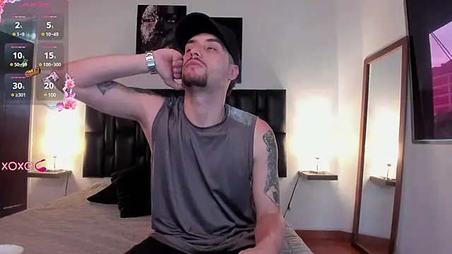 Snapshot of Pleasure_Vibes23 chatting on 01/27/25, 09:22 Pleasure Vibes23 online show from 01/27/25, 09:22