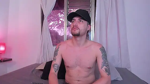 Snapshot of Pleasure_Vibes23 chatting on 02/27/25, 09:25 Pleasure Vibes23 online show from 02/27/25, 09:25