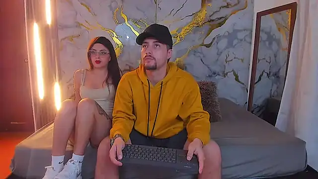 Snapshot of Pleasure_Vibes23 chatting on 03/03/25, 09:59 Pleasure Vibes23 online show from 03/03/25, 09:59