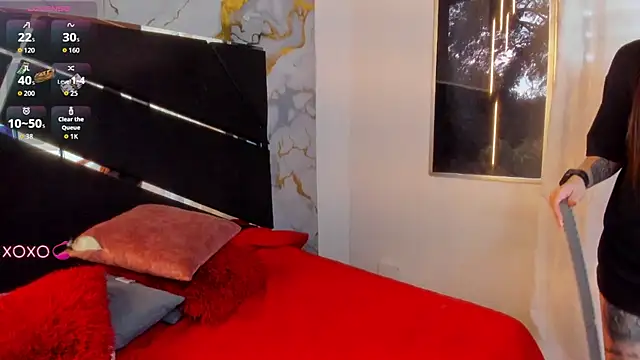 Snapshot of Pleasure_Vibes23 chatting on 09/22/25, 10:23 Pleasure Vibes23 online show from 09/22/25, 10:23