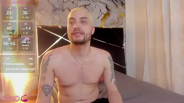 Snapshot of Pleasure_Vibes23 chatting on 09/25/25, 10:24 Pleasure Vibes23 online show from 09/25/25, 10:24