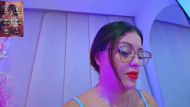 Snapshot of Pleasure_Vibes23 chatting on 11/30/25, 01:53 Pleasure Vibes23 online show from 11/30/25, 01:53