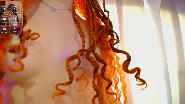 Snapshot of Pleasure_Vibes23 chatting on 12/04/25, 01:20 Pleasure Vibes23 online show from 12/04/25, 01:20