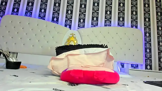 Aidasina online show from 02/15/25, 11:14