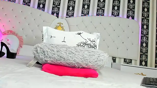 Aidasina online show from 03/10/25, 11:16