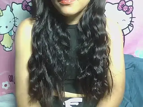Snapshot of prettyyoung_mom23 chatting on 03/15/26, 01:06 prettyyoung mom23 online show from 03/15/26, 01:06