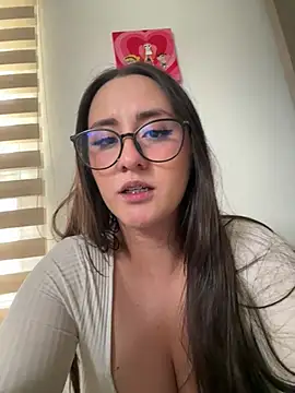 Snapshot of anli5 chatting on 12/23/24, 10:12 anli5 online show from 12/23/24, 10:12