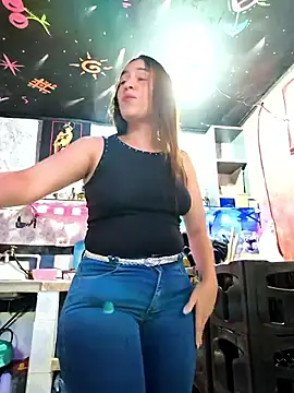 Nanybaker95 online show from 12/04/25, 01:15