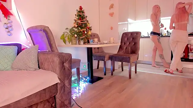 Snapshot of AlexRoseLiRed chatting on 01/06/25, 09:43 AlexRoseLiRed online show from 01/06/25, 09:43