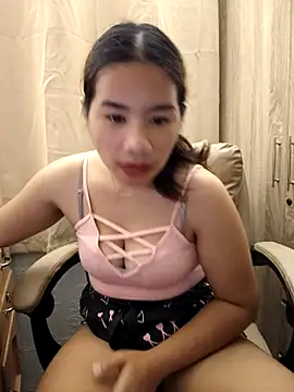Snapshot of Kissy07 chatting on 02/26/25, 12:27 Kissy07 online show from 02/26/25, 12:27