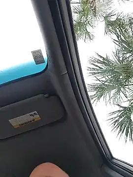 Snapshot of DigiSpankz chatting on 09/09/25, 09:25 DigiSpankz online show from 09/09/25, 09:25