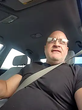 Snapshot of DigiSpankz chatting on 10/22/25, 02:28 DigiSpankz online show from 10/22/25, 02:28