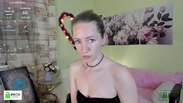 Queenymel online show from 01/24/25, 04:06