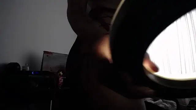 Snapshot of Cocain_Atenea chatting on 10/14/25, 02:18 Cocain Atenea online show from 10/14/25, 02:18