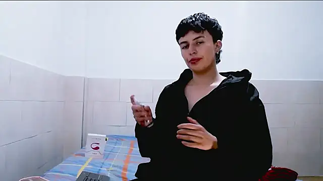 Cocain Atenea online show from 04/23/26, 09:50